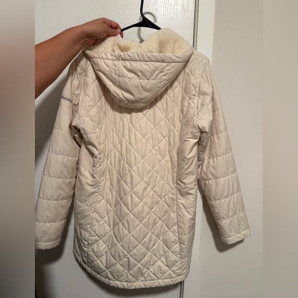 Columbia jacket size Large color cream - Picture 3 of 9